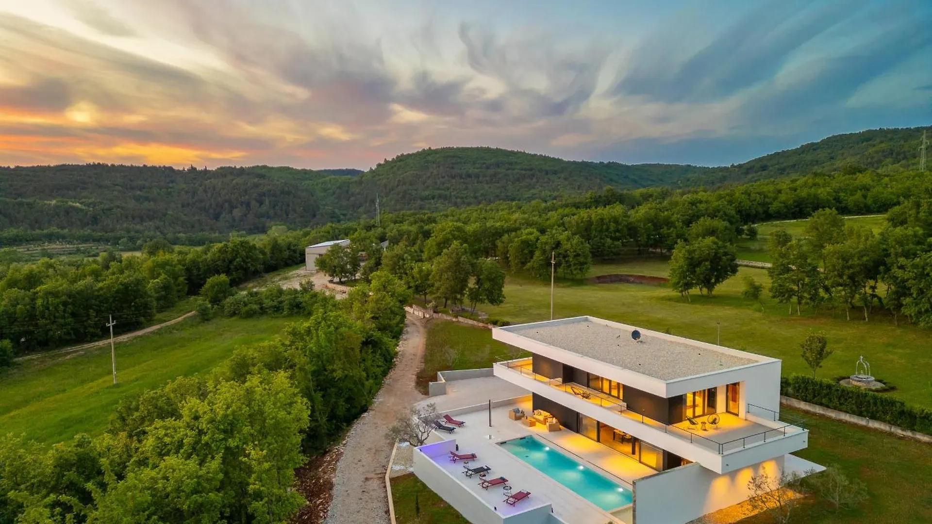 Beautiful She Luxury Villa With View In Groznjan Boskari 0*,  Croazia