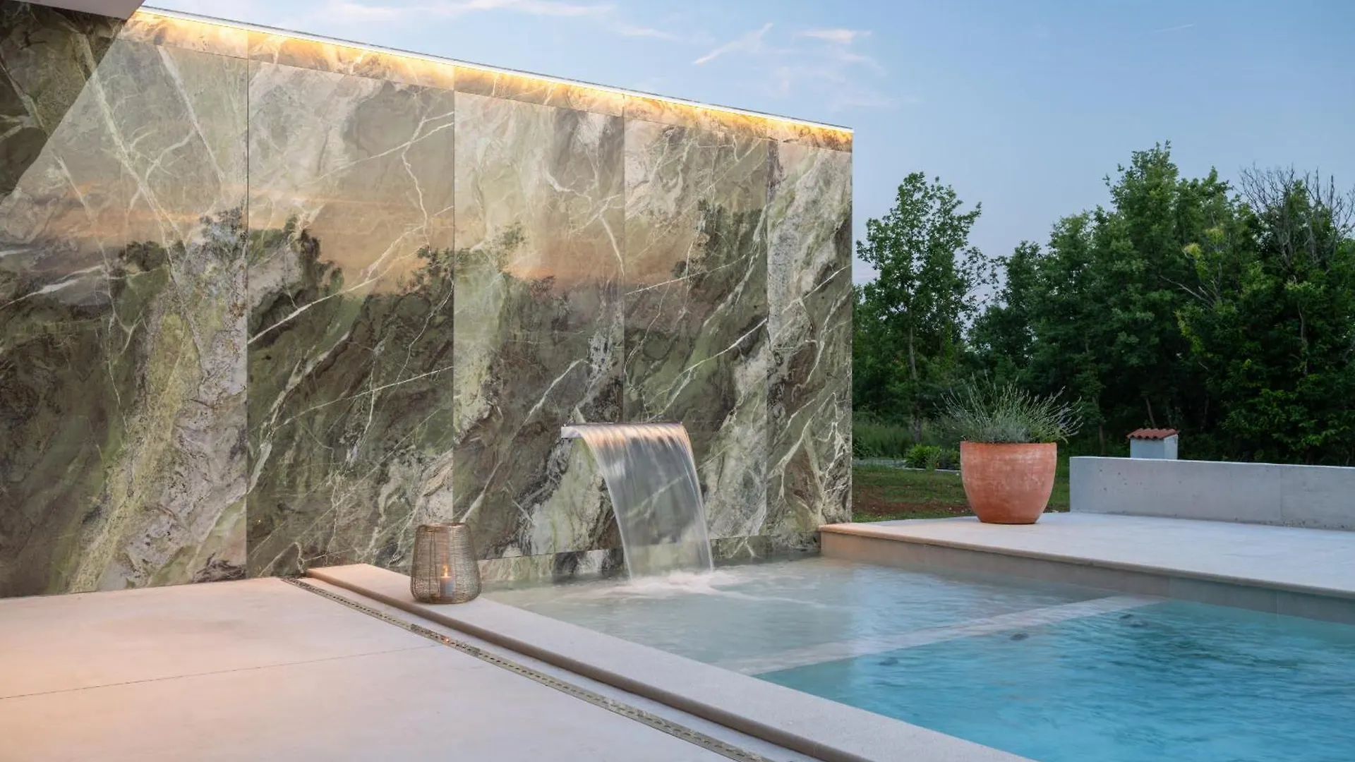 Beautiful She Luxury Villa With View In Groznjan Boskari